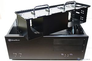 thumb 00056 SILVERSTONE GD08 HTPC XTREMEHARDWARE.COM